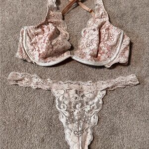 Lace Intimates Set in Cream